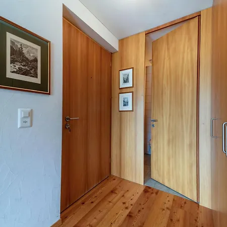 Chesa Crush 2 - Apartment Samedan